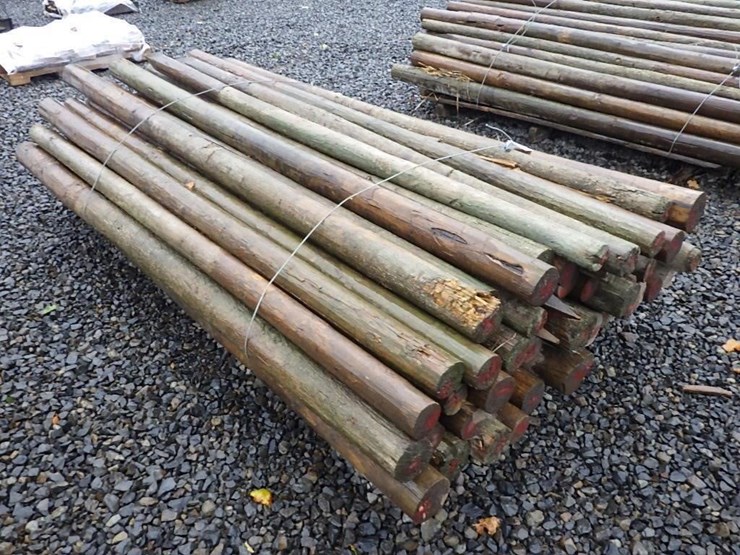 round-wooden-fence-posts-8'l-image-4