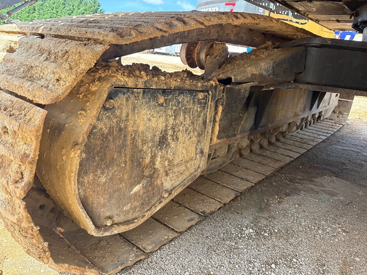 2012-deere-470g-lc-image-109