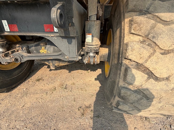 2018-komatsu-hm400-5-image-42
