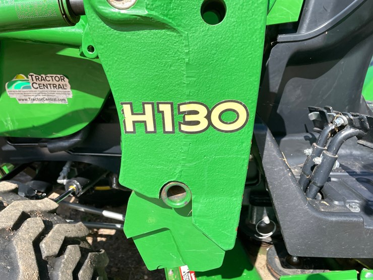 2025-john-deere-2025r-image-24