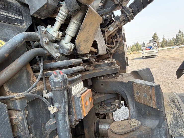 2016-komatsu-hm400-5-image-87