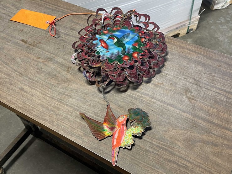 #4072-•-kinetic-metal-hummingbird-wind-spinner-(cw)-image-2