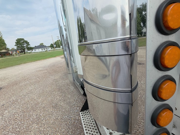 2007-kenworth-w900-image-126