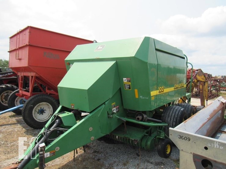 1998-john-deere-100-image-3