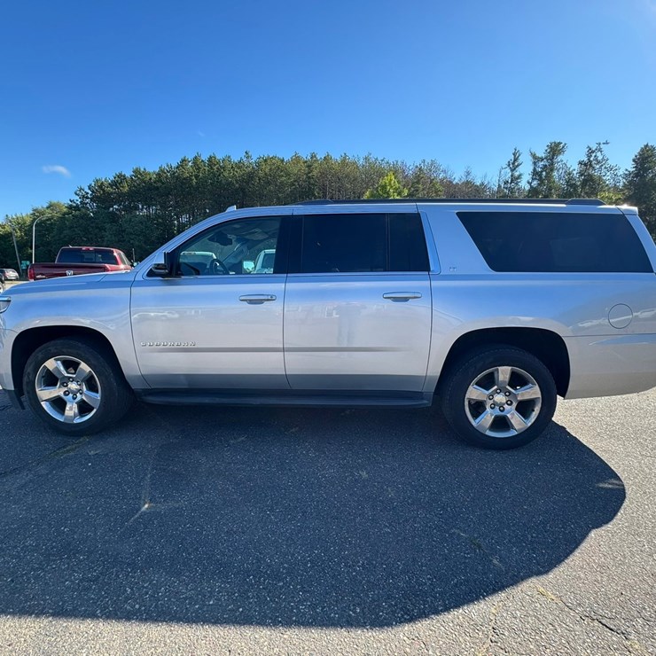 2017 CHEVROLET SUBURBAN