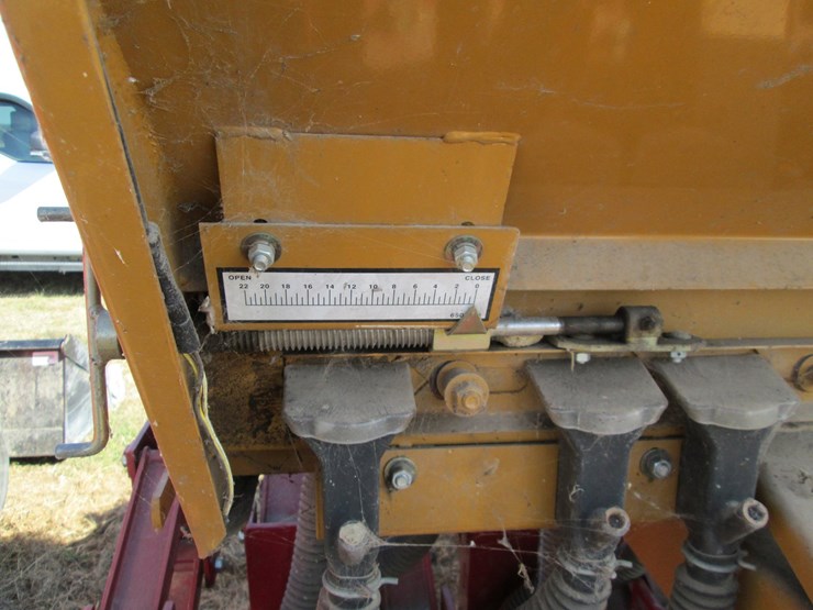 haybuster-107c-image-20