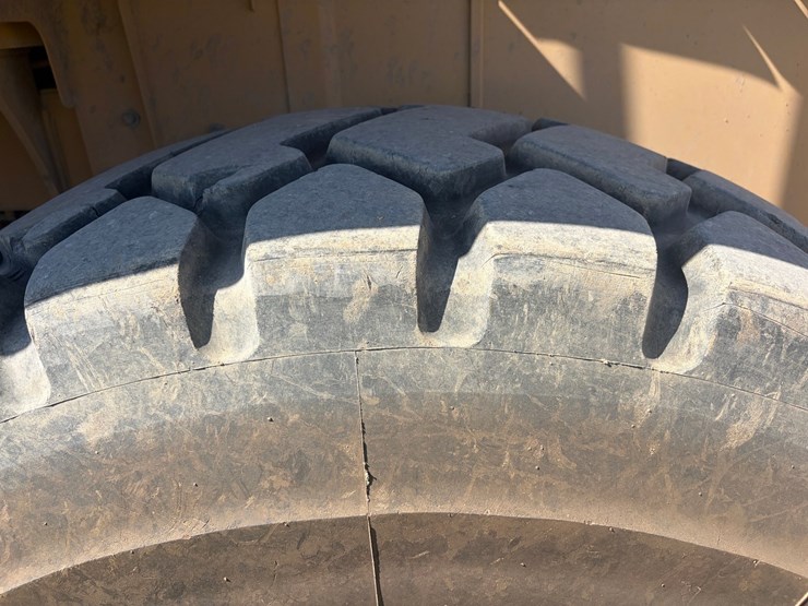 2015-caterpillar-950m-image-69