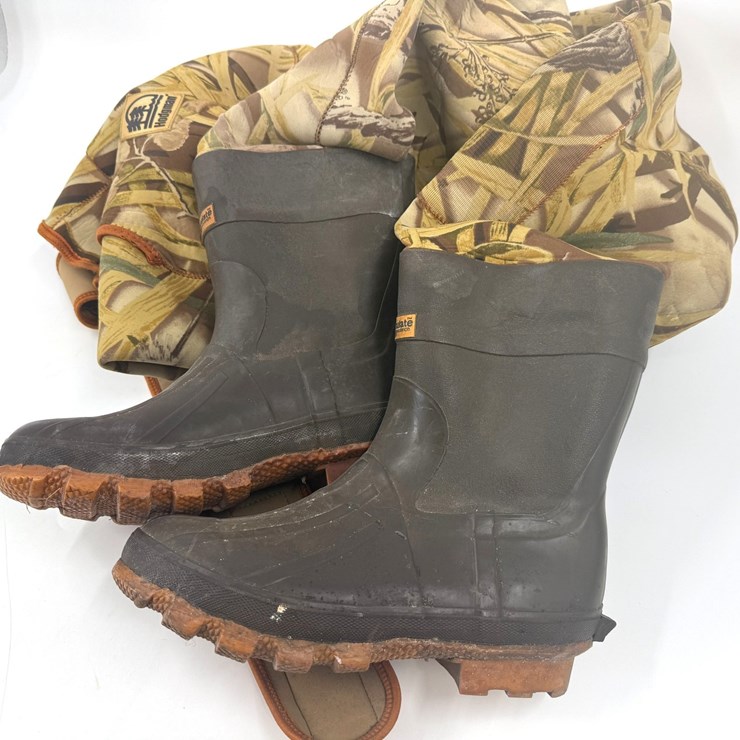 #202 • Ducks Unlimited Camo Waders & Thinsulate Insulated Boots | 2 Sets