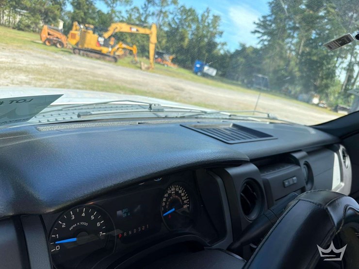 2014-ford-f150-image-12