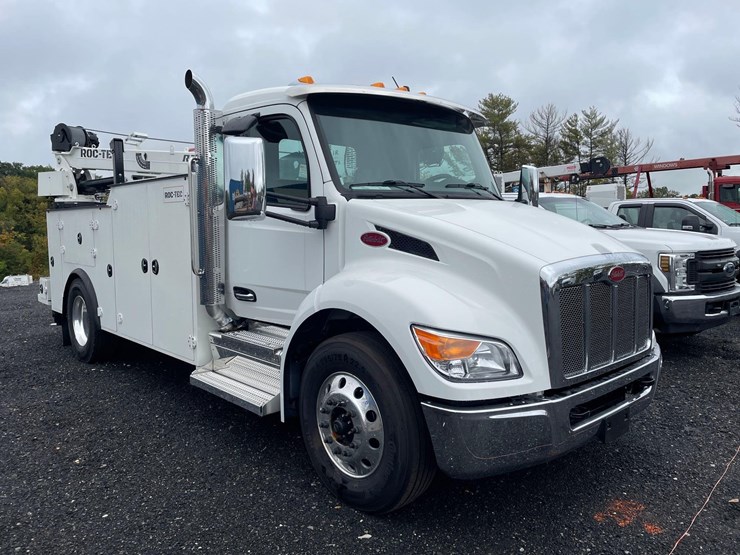 2026-peterbilt-536-image-3
