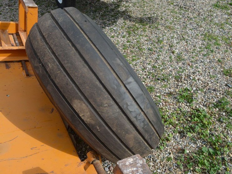 8-bolt-implement-tire-image-4