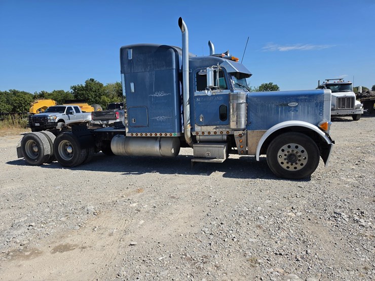 1997-peterbilt-379-image-27