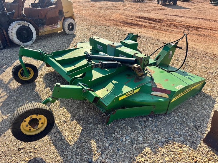 john-deere-mx8-image-1