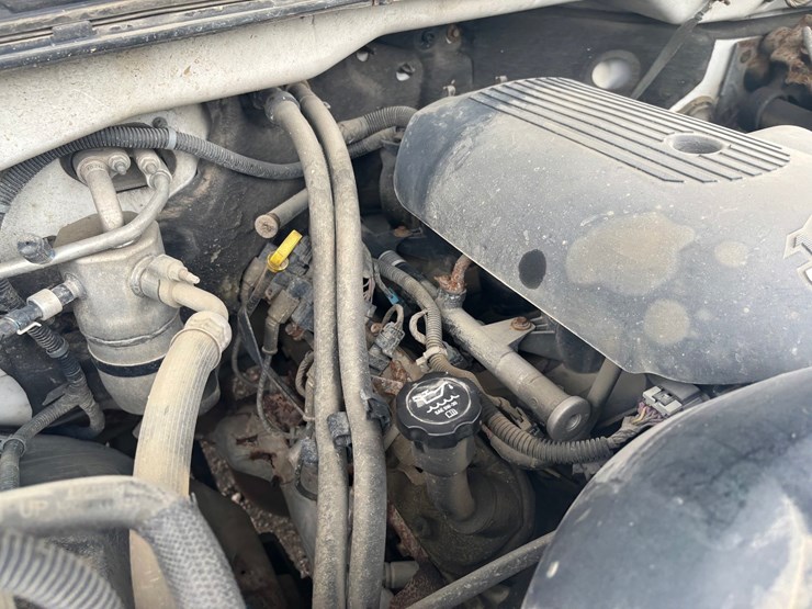 2006-gmc-2500-image-28