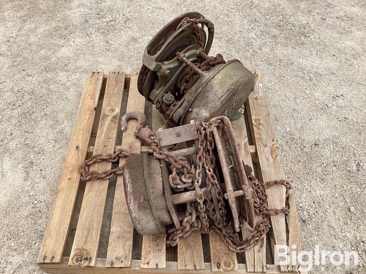 yale-spur-geared-chain-hoist-image-4
