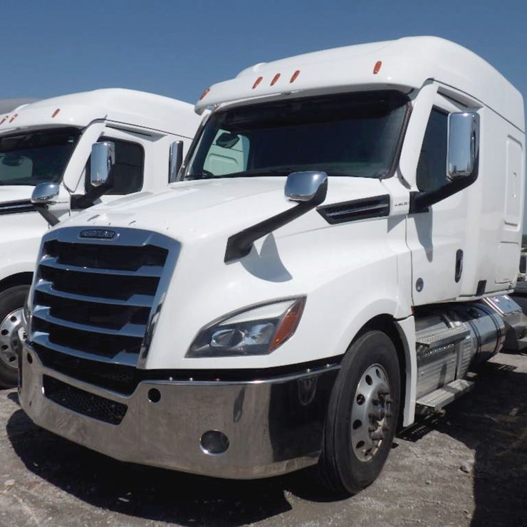 2024 FREIGHTLINER CASCADIA 126