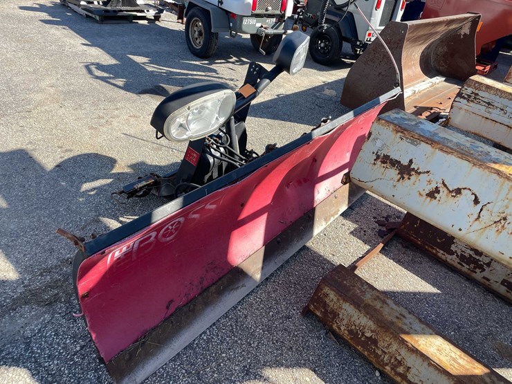#4055-•-boss-7'-6"-snowplow-(08)-image-1