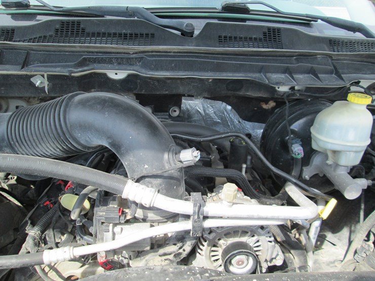 2016-dodge-ram-1500-image-17