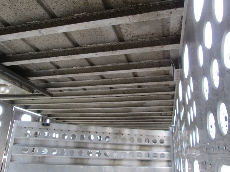#46134-•-2004-merritt-t/a-aluminum-102"-53'-cattle-pot-1mt2n53254ho17038-inv#46134-image-15