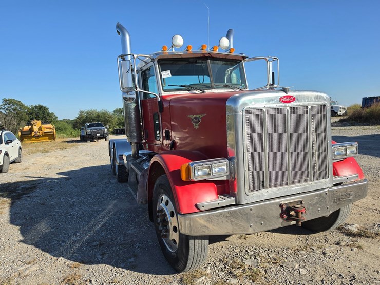 2006-peterbilt-378-image-26