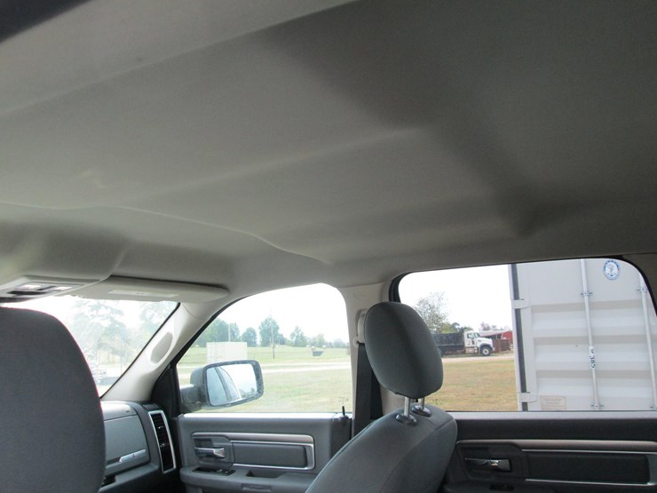 2016-dodge-ram-1500-image-21