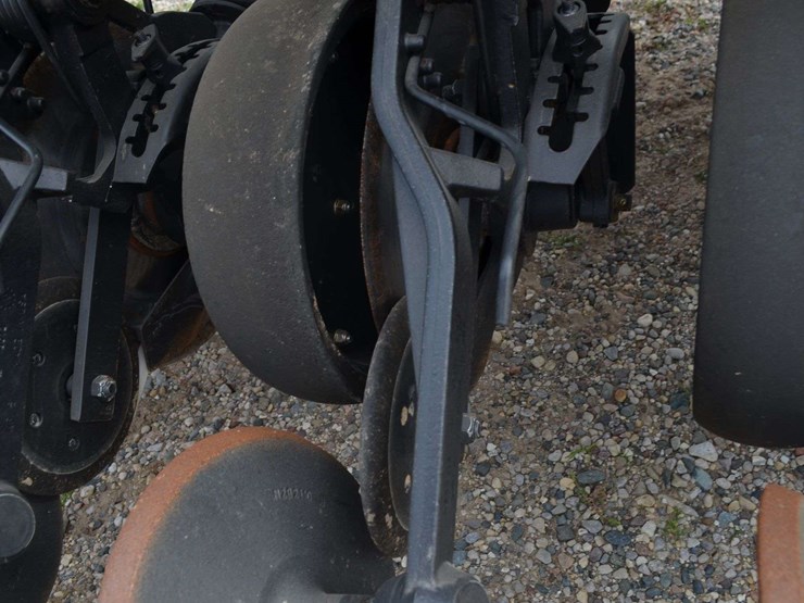2016-john-deere-1590-image-9