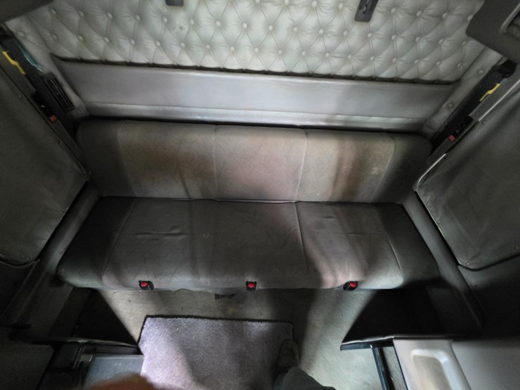 2007-kenworth-w900-image-84