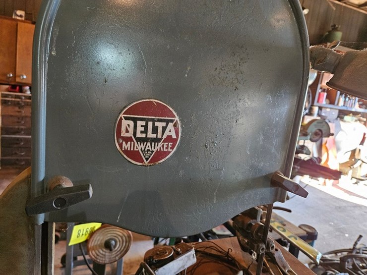 #8711-•-delta-band-saw-image-13
