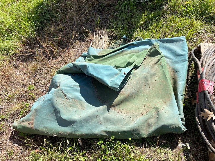 #1649-•-(2)-garden-hoses-and-canvas-tarp-image-4