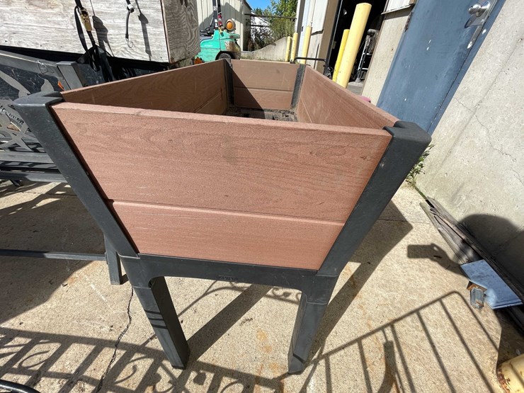 #4060-•-raised-garden-box-(03)-image-4