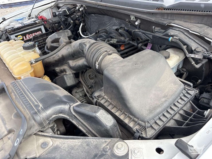2017-ford-f150-image-10