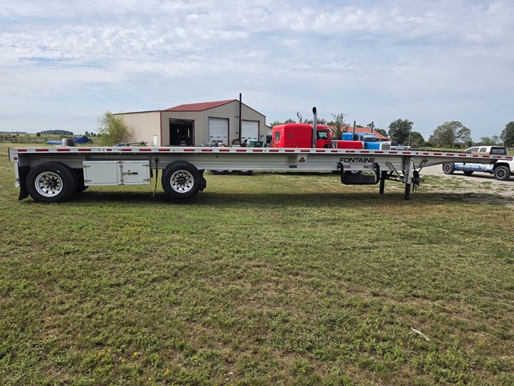2023-fontaine-flat-bed-trailer-image-13