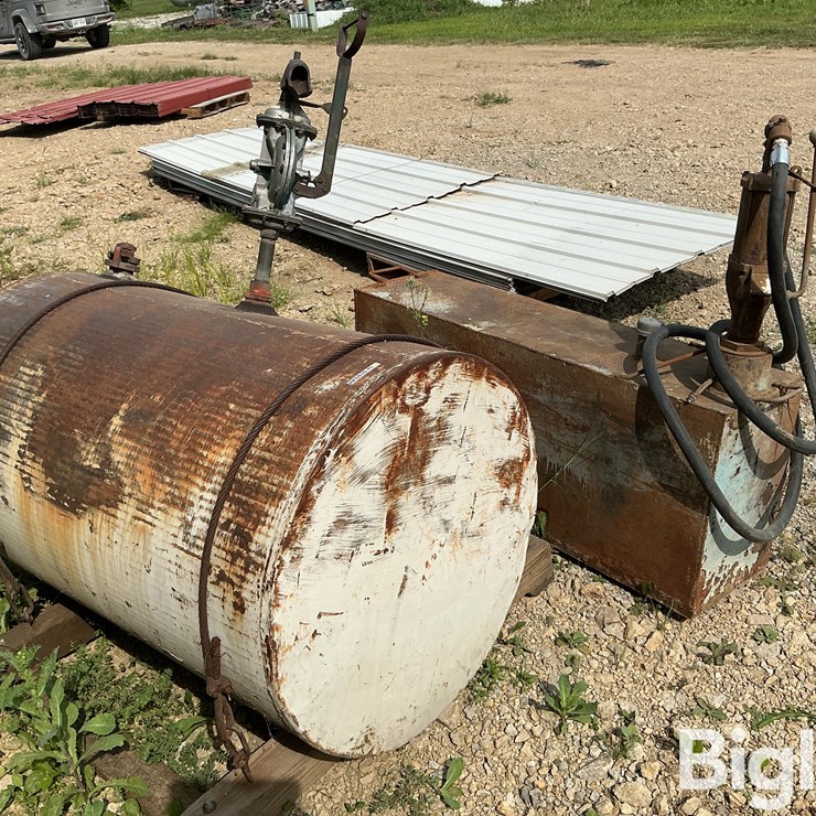 Portable Fuel Tanks