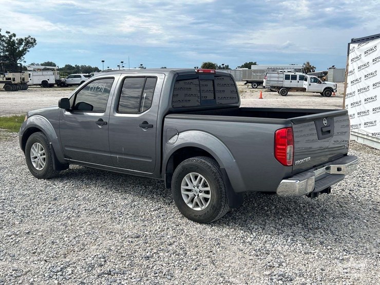 2018-nissan-frontier-image-4
