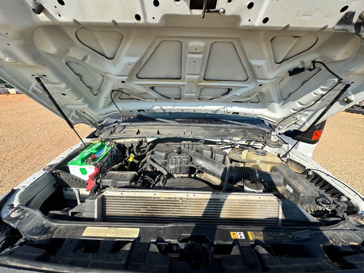 2014-ford-f250-xl-image-10