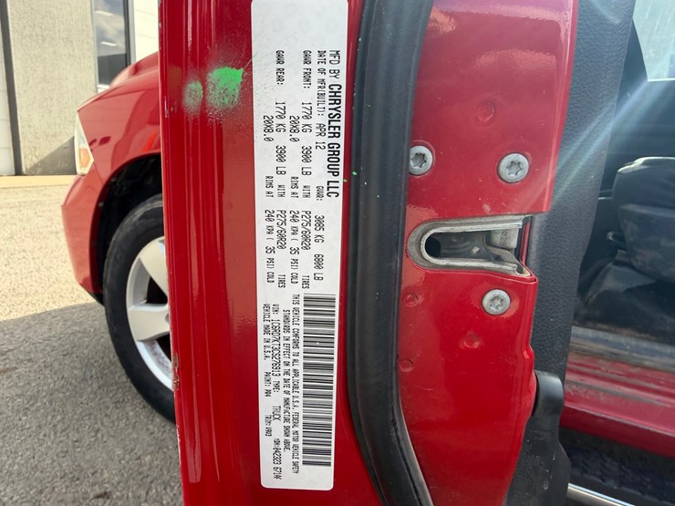 2012-dodge-1500-image-57