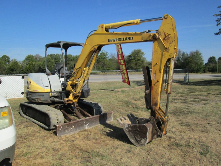 new-holland-e55bx-image-2