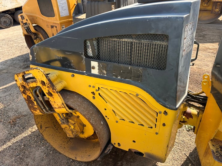 2012-bomag-bw120ad-4-image-8