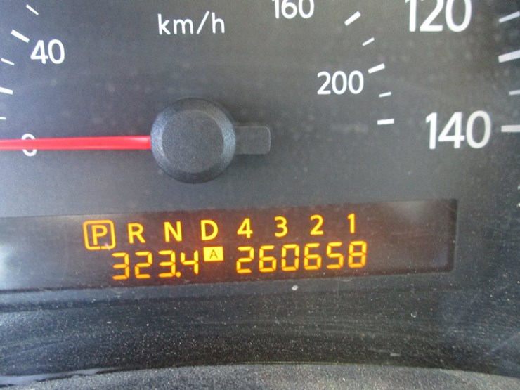 2004-nissan-titan-image-27