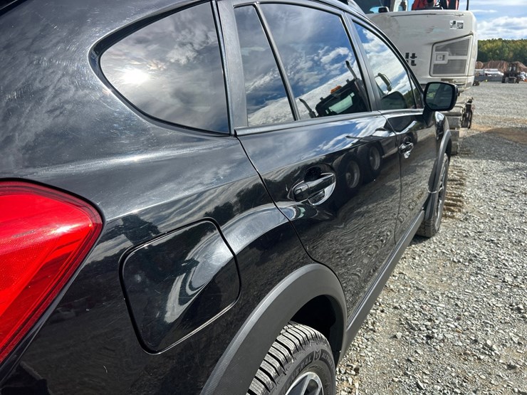 2013-subaru-crosstrek-image-14