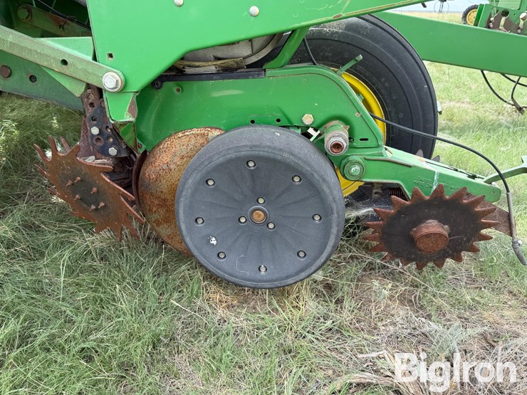 john-deere-1760-image-16