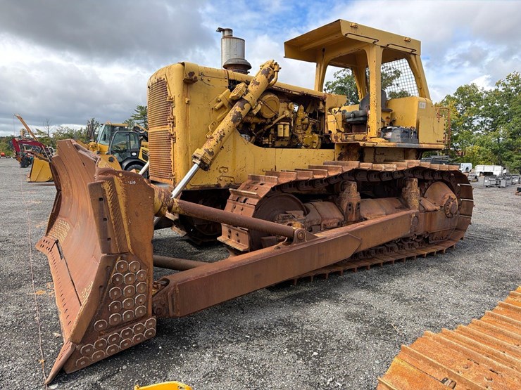 caterpillar-d9h-image-1