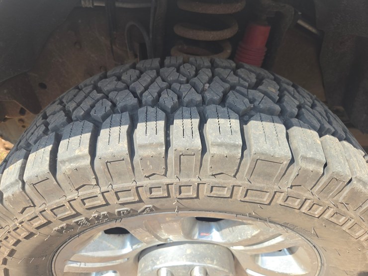 2013-ford-f250-lariat-image-55