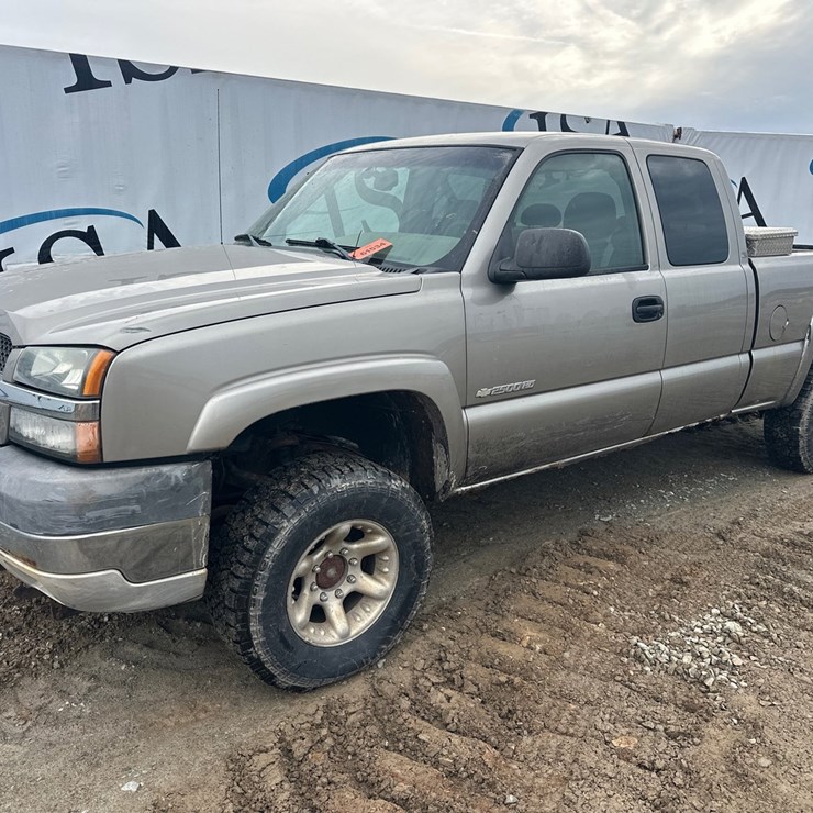 2003 CHEVROLET 2500