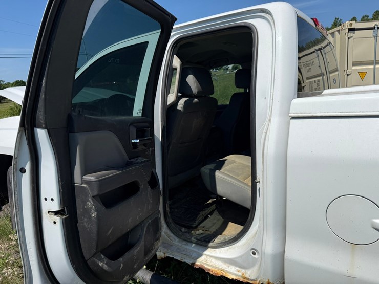 2014-chevrolet-1500-image-29