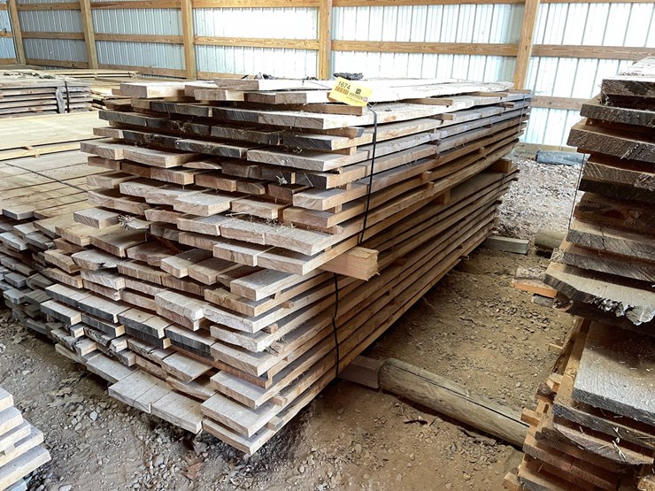 #1674-•-bundle-of-oak-boards-image-1