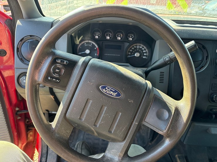 2014-ford-f350-image-59