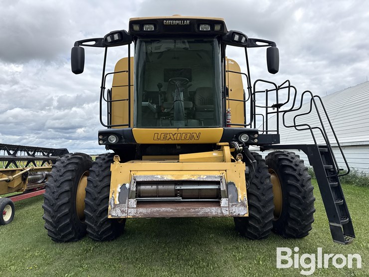 2004-caterpillar-lexion-570r-image-2