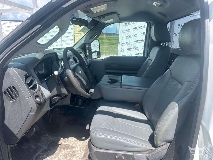 2015-ford-f350-image-12