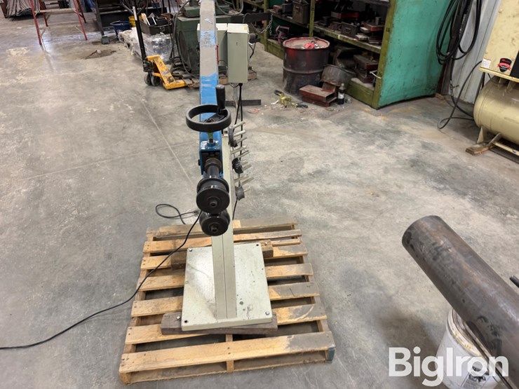 baileigh-br-18e-36-bead-roller-machine-image-4